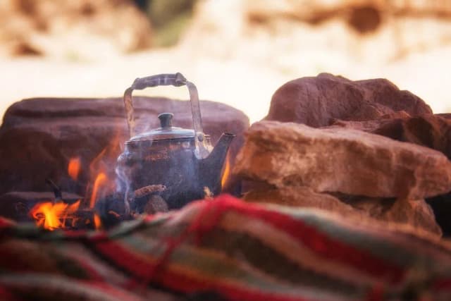 Jordania kiedy jechać - uniknij tłumów i ciesz się idealną pogodą