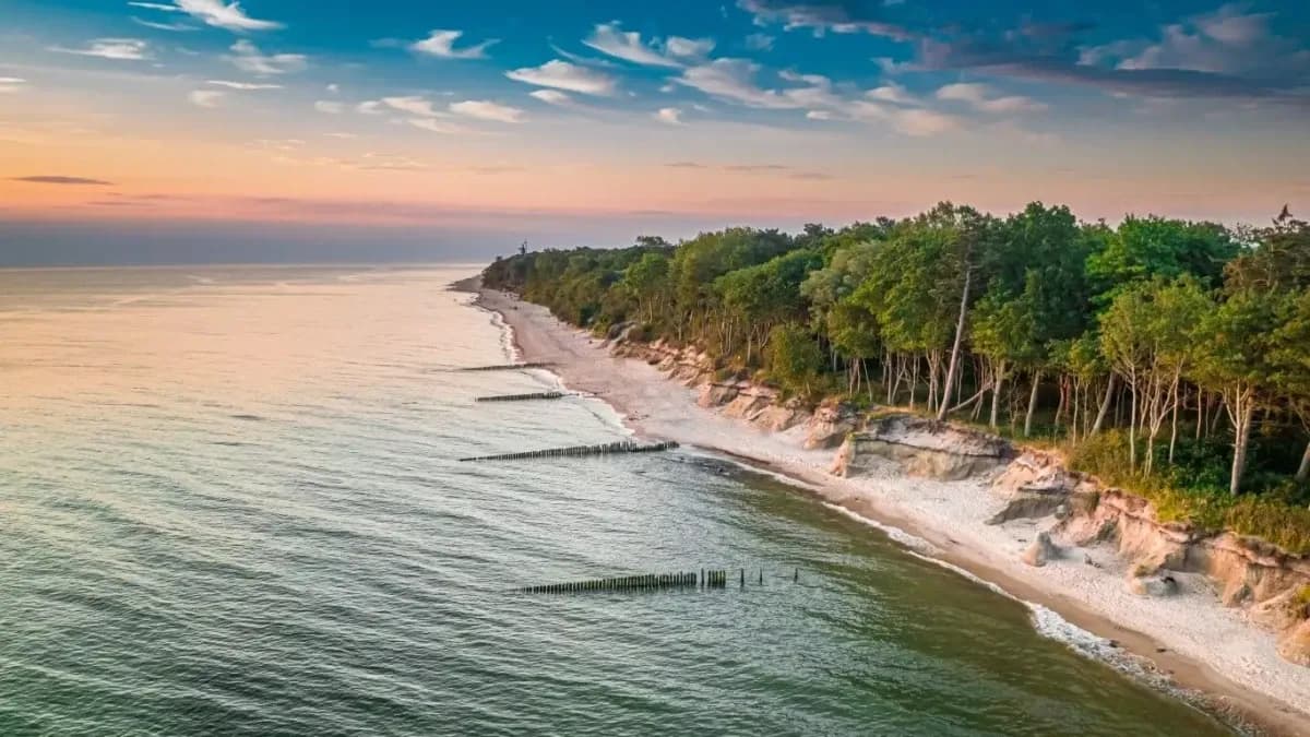 Ile za nocleg nad morzem? Sprawdź ceny i najlepsze oferty